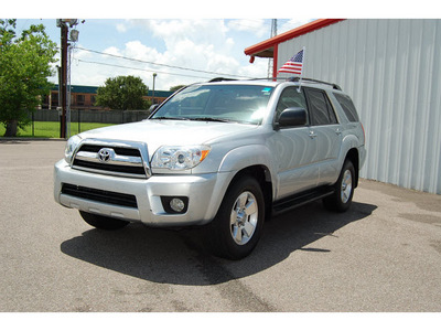 toyota 4runner 2008 gray suv sr5 gasoline 6 cylinders 2 wheel drive automatic with overdrive 77632