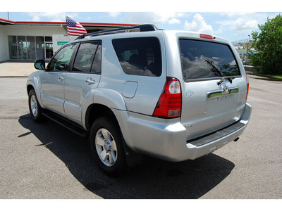 toyota 4runner 2008 gray suv sr5 gasoline 6 cylinders 2 wheel drive automatic with overdrive 77632