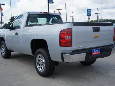 chevrolet silverado 1500 2012 silver gasoline 6 cylinders 2 wheel drive 4 spd auto,elec cntlled a 77090