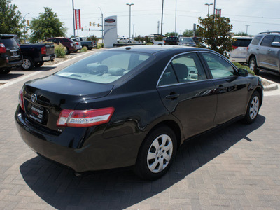 toyota camry 2011 black sedan le gasoline 4 cylinders front wheel drive automatic 76087