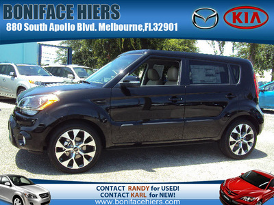 kia soul 2013 shadow black hatchback ! w sunroof w navigation gasoline 4 cylinders front wheel drive automatic 32901