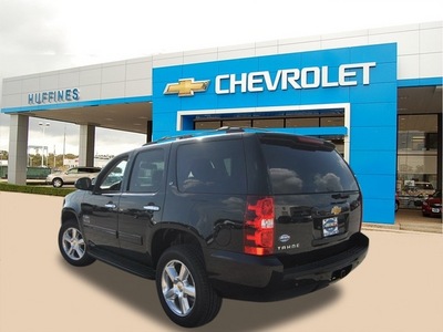 chevrolet tahoe 2013 black suv lt flex fuel v8 2 wheel drive automatic 75067