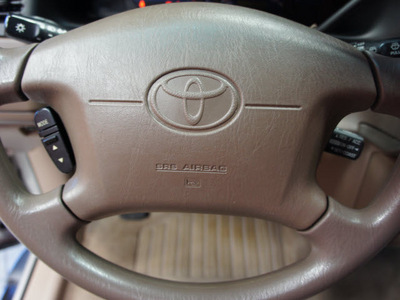 toyota sienna 2001 silver van le gasoline 6 cylinders dohc front wheel drive automatic 76116