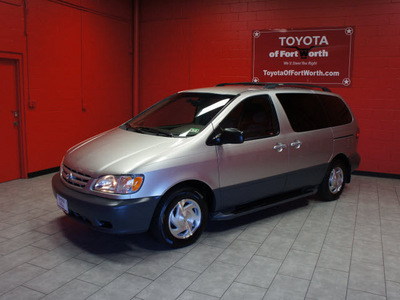 toyota sienna 2001 silver van le gasoline 6 cylinders dohc front wheel drive automatic 76116