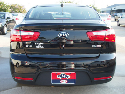 kia rio 2013 black sedan ex gasoline 4 cylinders front wheel drive automatic 77034