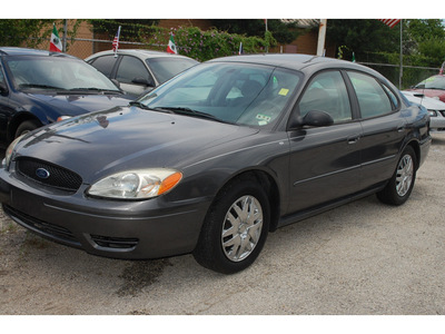 ford taurus 2005 dk  gray sedan se gasoline 6 cylinders front wheel drive automatic with overdrive 77020