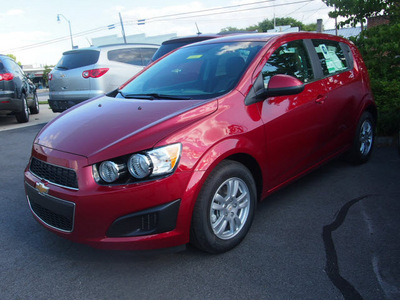 chevrolet sonic 2012 red hatchback lt gasoline 4 cylinders front wheel drive automatic 27591