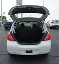 nissan versa 2010 white hatchback gasoline 4 cylinders front wheel drive automatic 19153