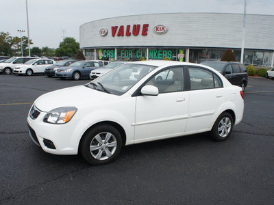 kia rio 2010 white sedan gasoline 4 cylinders front wheel drive automatic 19153