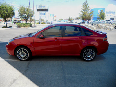 ford focus 2011 red sedan gasoline 4 cylinders front wheel drive automatic 79936