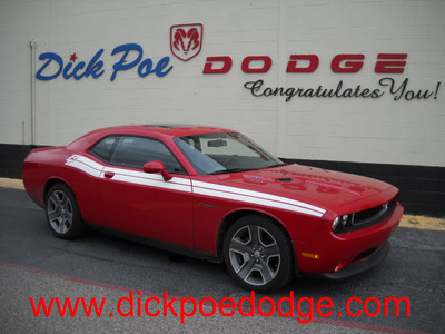 dodge challenger 2012 red coupe r t gasoline 8 cylinders rear wheel drive automatic 79925