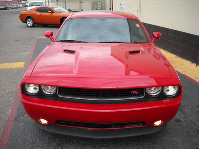 dodge challenger 2012 red coupe r t gasoline 8 cylinders rear wheel drive automatic 79925