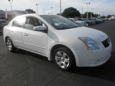 nissan sentra 2009 white sedan 2 0 gasoline 4 cylinders front wheel drive automatic 34474