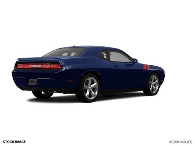 dodge challenger 2012 coupe gasoline 8 cylinders rear wheel drive automatic 77375