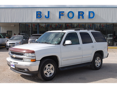 chevrolet tahoe 2005 white suv lt gasoline 8 cylinders rear wheel drive automatic with overdrive 77575