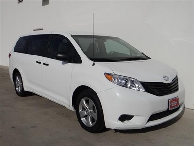 toyota sienna 2011 white van le 4 cylinders automatic 78577