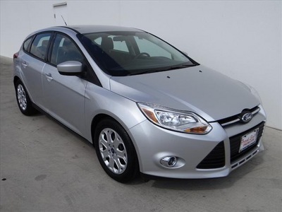 ford focus 2012 silver hatchback se 4 cylinders automatic 78577