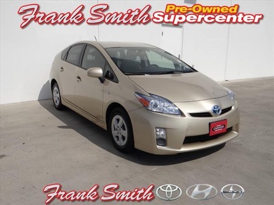 toyota prius 2010 tan v 4 cylinders automatic 78577