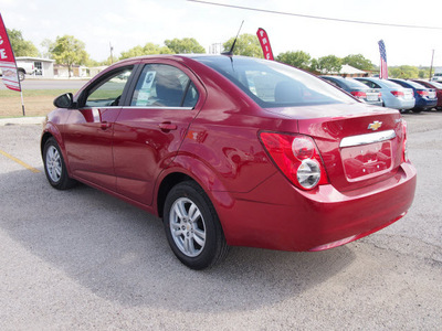 chevrolet sonic 2012 red sedan lt gasoline 4 cylinders front wheel drive automatic 78064