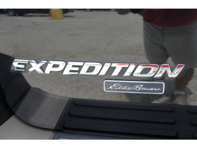 ford expedition 2003 black suv eddie bauer gasoline 8 cylinders sohc rear wheel drive automatic 77037