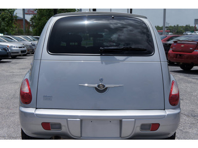 chrysler pt cruiser 2006 silver wagon touring gasoline 4 cylinders front wheel drive automatic 77037