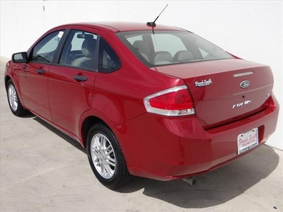 ford focus 2009 red sedan se 4 cylinders automatic 78577