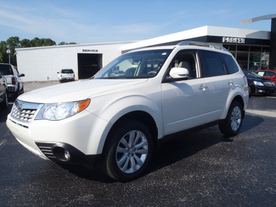 subaru forester 2011 white 2 5x touring gasoline 4 cylinders all whee drive automatic 28557