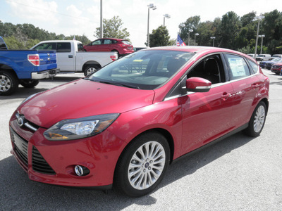 ford focus 2012 red hatchback titanium flex fuel 4 cylinders front wheel drive automatic 32783