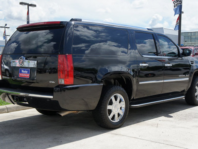 cadillac escalade esv 2007 black suv gasoline 8 cylinders all whee drive 6 speed automatic 77090