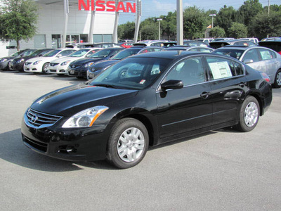 nissan altima 2012 black sedan s gasoline 4 cylinders front wheel drive automatic 33884