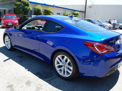 hyundai genesis coupe 2013 blue coupe 2 0t gasoline 4 cylinders rear wheel drive automatic 94010