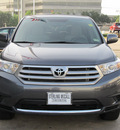 toyota highlander 2011 gray suv gasoline 6 cylinders front wheel drive shiftable automatic 77074