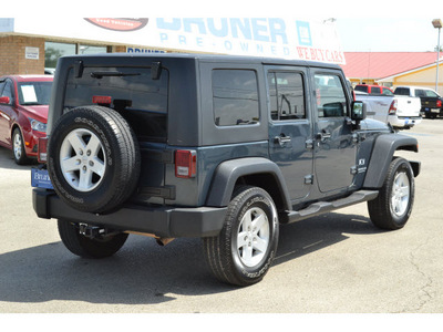 jeep wrangler unlimited 2007 dk  blue suv x gasoline 6 cylinders 4 wheel drive 6 speed manual 76801