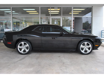 dodge challenger 2011 black coupe r t gasoline 8 cylinders rear wheel drive automatic 78216