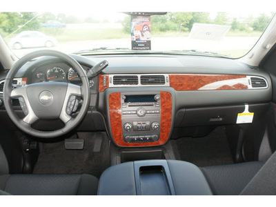 chevrolet tahoe 2013 brown suv flex fuel 8 cylinders 2 wheel drive 6 spd auto,elec cntlled t 77090