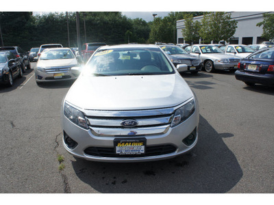 ford fusion 2011 silver sedan se flex fuel 6 cylinders front wheel drive automatic with overdrive 08902