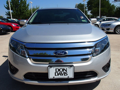 ford fusion 2010 silver sedan se gasoline 4 cylinders front wheel drive automatic 76011