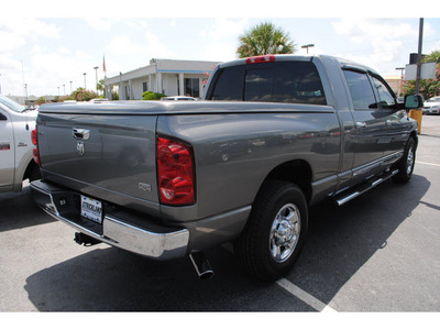 dodge ram 1500 2008 gray gasoline 8 cylinders rear wheel drive automatic with overdrive 77581