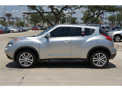 nissan juke 2011 silver s gasoline 4 cylinders front wheel drive automatic 78232