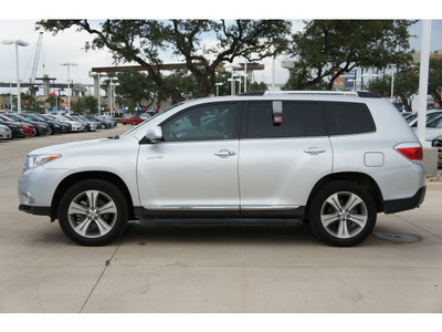 toyota highlander 2011 silver suv limited gasoline 6 cylinders front wheel drive automatic 78232