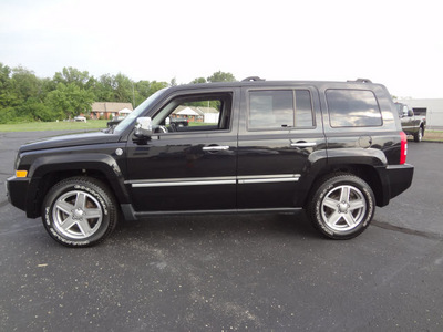 hyundai santa fe 2004 red suv gasoline 6 cylinders all whee drive 5 speed automatic 45344