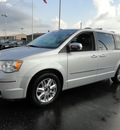 chrysler town country 2008 silver van limited gasoline 6 cylinders front wheel drive automatic 60915
