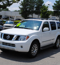 nissan pathfinder 2010 white suv le gasoline 6 cylinders 2 wheel drive automatic 27511