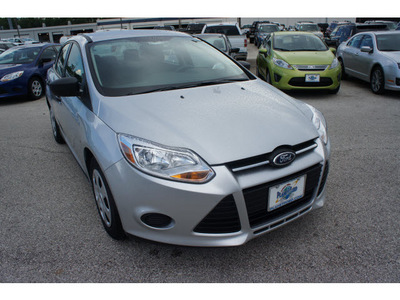 ford focus 2012 silver sedan s flex fuel 4 cylinders front wheel drive 6 speed automatic 77338