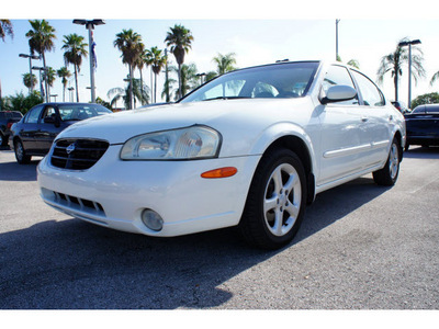 nissan maxima 2001 off white sedan gle gasoline 6 cylinders front wheel drive automatic 33157