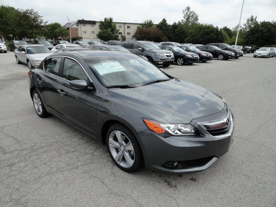 acura ilx 2013 polished metal sedan premium gasoline 4 cylinders front wheel drive automatic with overdrive 60462