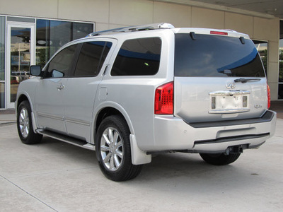 infiniti qx56 2010 silver suv awd gasoline 8 cylinders 4 wheel drive automatic with overdrive 77090