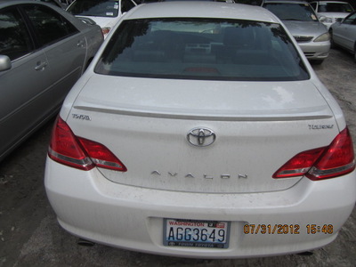 toyota avalon