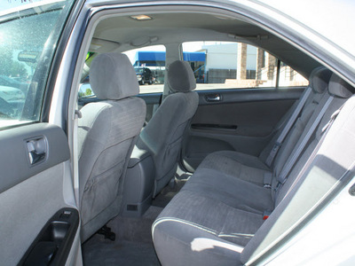 toyota camry 2006 silver sedan le gasoline 4 cylinders front wheel drive automatic with overdrive 80229