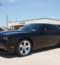 dodge challenger 2012 black coupe r t plus gasoline 8 cylinders rear wheel drive 6 speed manual 76011